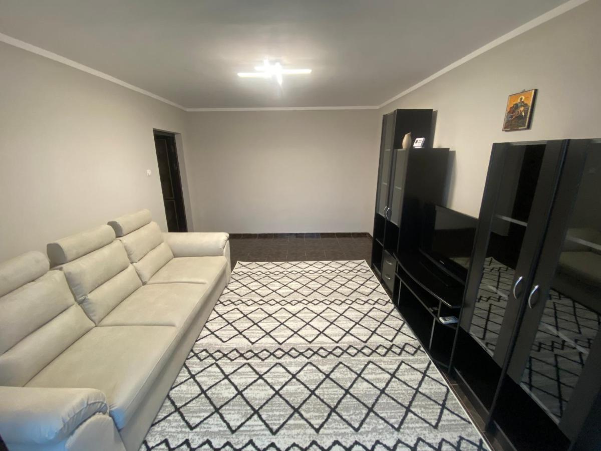 Apartament S46 Roman Exterior photo