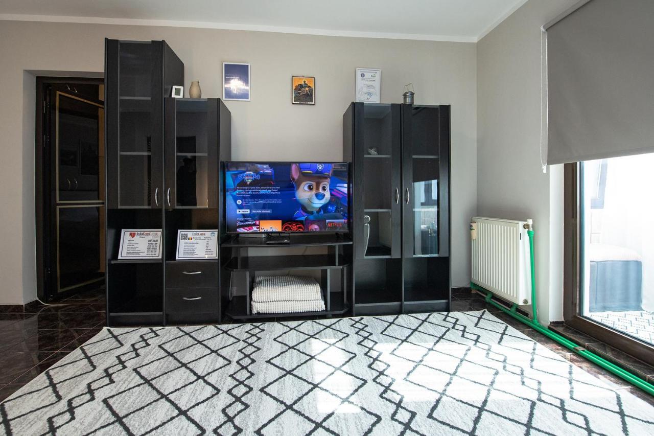 Apartament S46 Roman Exterior photo