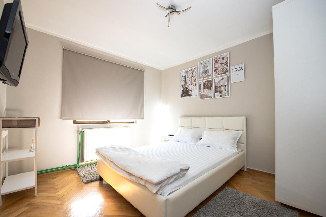 Apartament S46 Roman Exterior photo